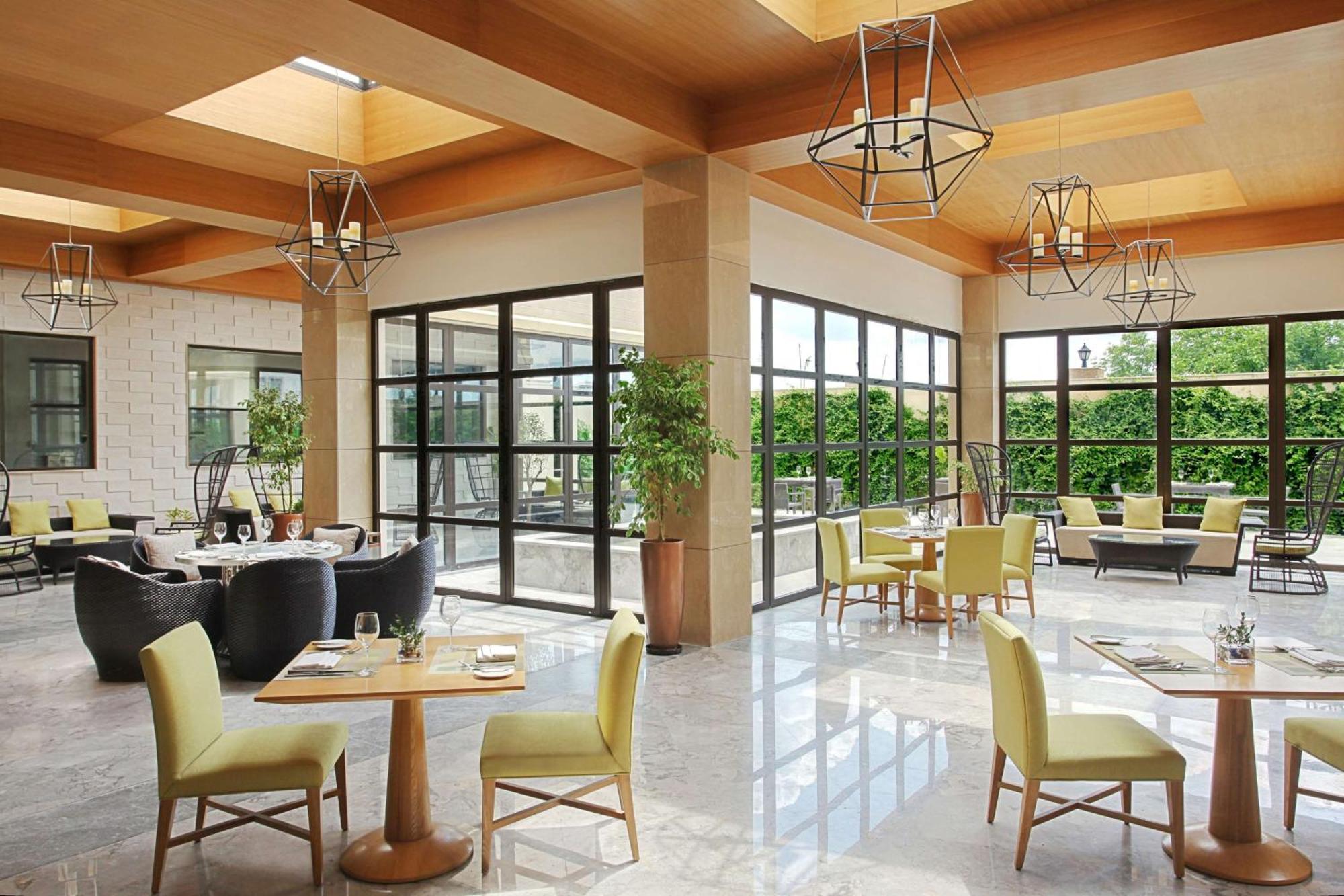 Hilton Dushanbe Ngoại thất bức ảnh